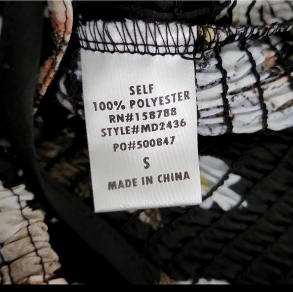 Mable Smocked Floral Dress - Picture 9 of 10